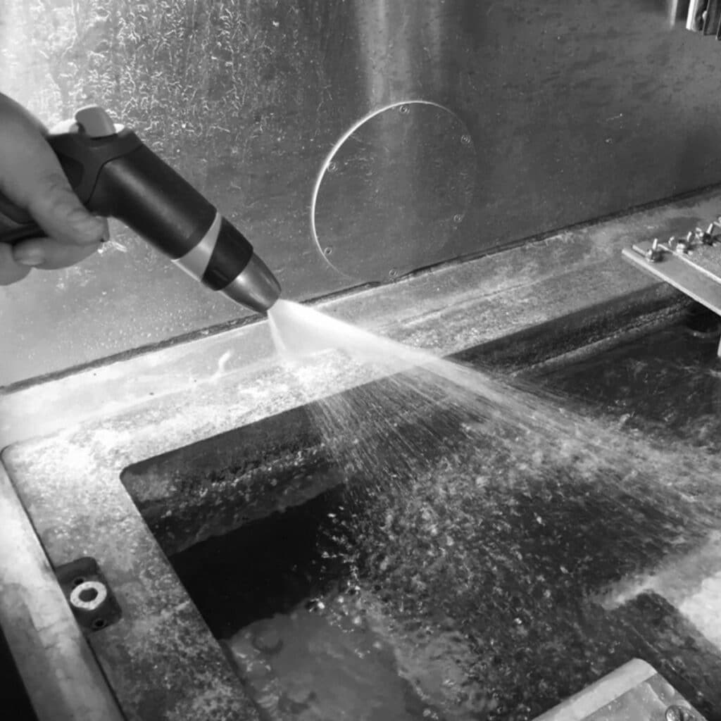 Wash gun – recirculated water