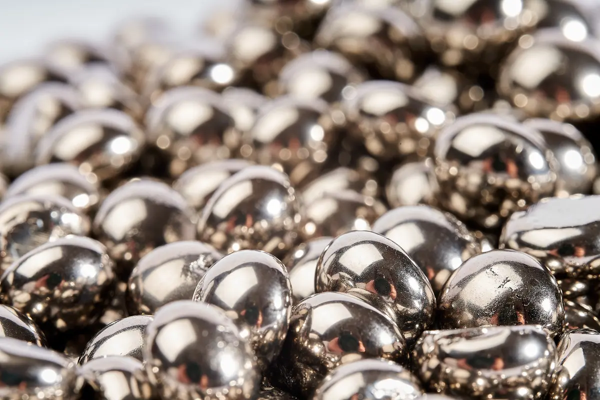 Amorphous-metal alloy feedstock