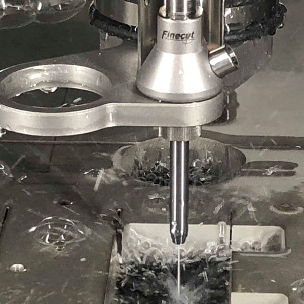 Finecut waterjet cutting head - 5 axis cutting head