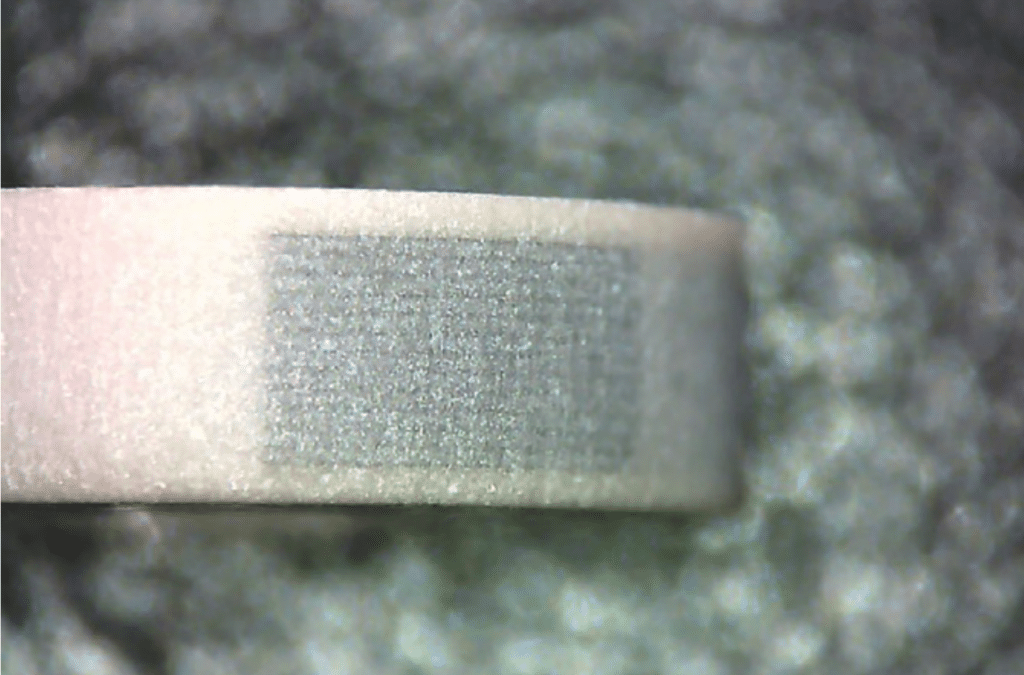 Cut surface on PZT component cut with micro waterjet